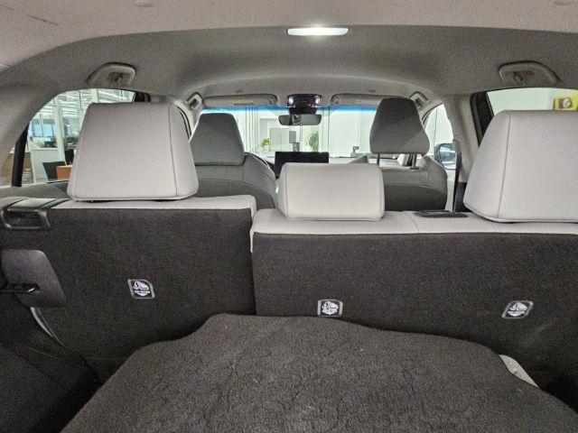 Toyota Venza Nightshade AWD (Natl) 2023