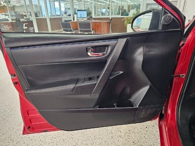 Toyota Corolla XLE CVT (Natl) 2018
