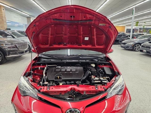Toyota Corolla XLE CVT (Natl) 2018
