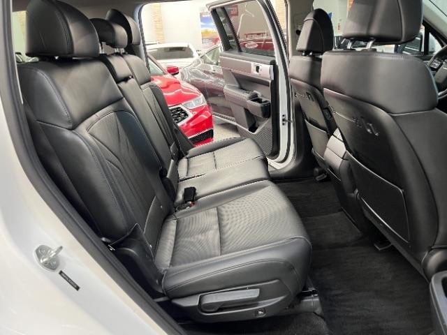 Hyundai Santa Fe Hybrid SEL AWD 2025
