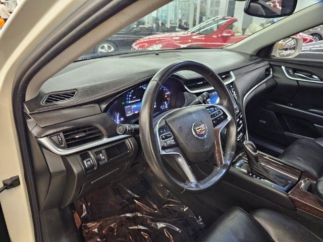Cadillac XTS 4dr Sdn FWD 2013