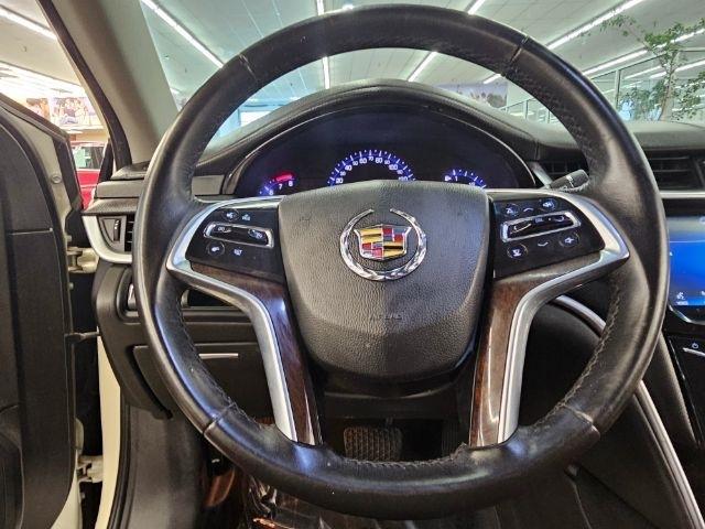 Cadillac XTS 4dr Sdn FWD 2013