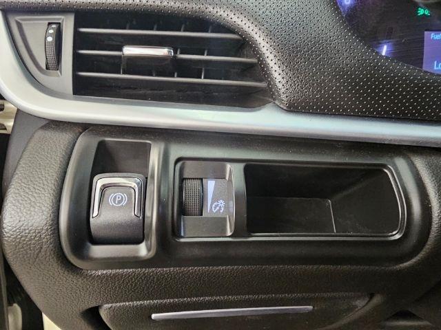 Cadillac XTS 4dr Sdn FWD 2013