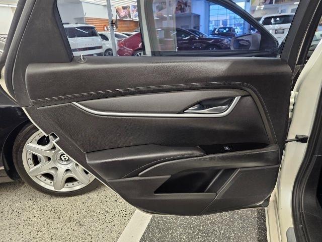 Cadillac XTS 4dr Sdn FWD 2013