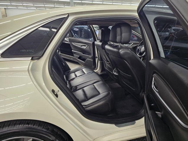 Cadillac XTS 4dr Sdn FWD 2013