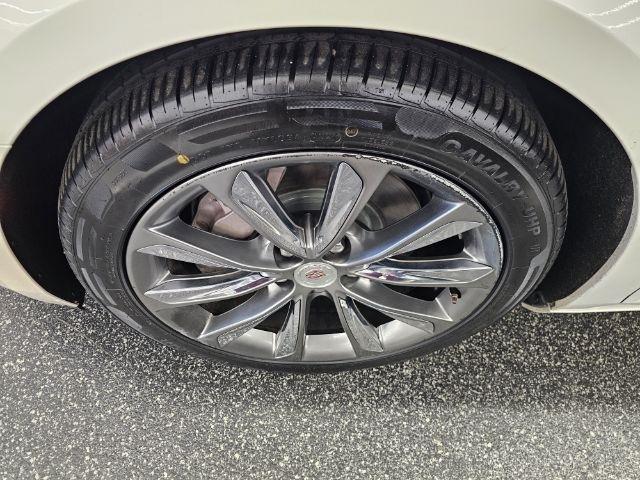 Cadillac XTS 4dr Sdn FWD 2013