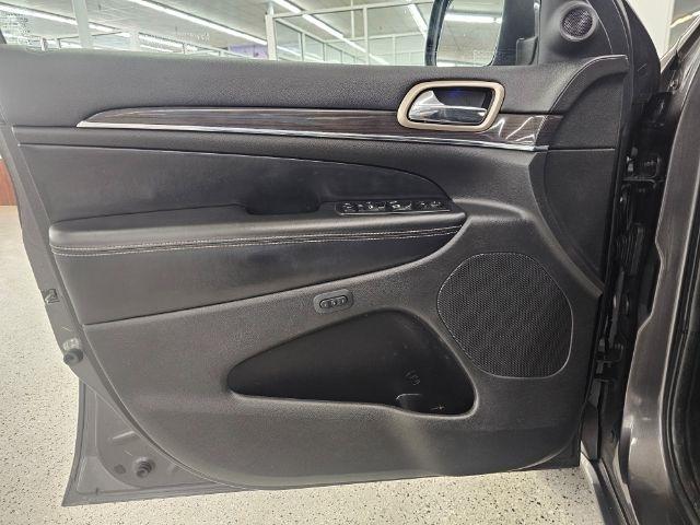 Jeep Grand Cherokee 4WD 4dr Overland 2015