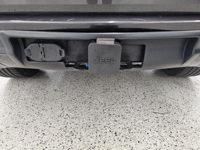 Jeep Grand Cherokee 4WD 4dr Overland 2015