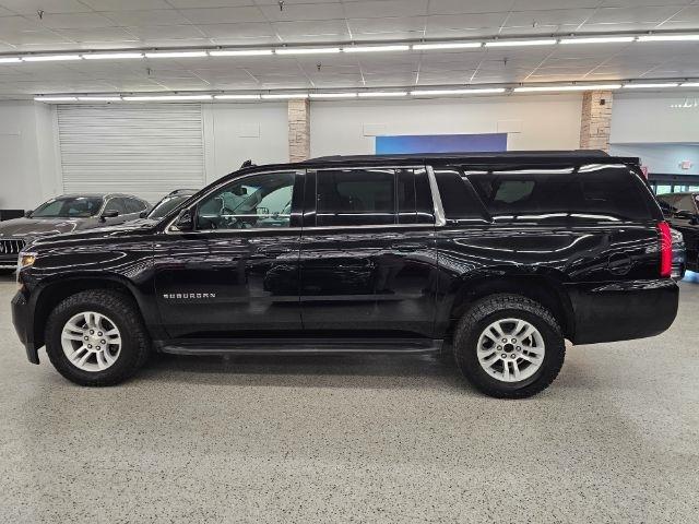 Chevrolet Suburban 4WD 4dr 1500 LT 2018