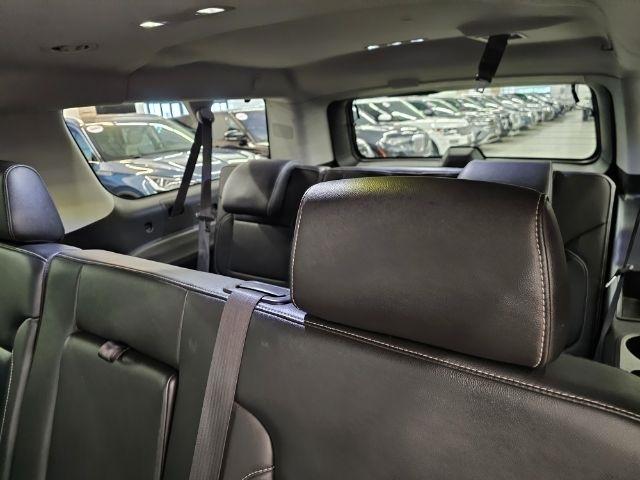 Chevrolet Suburban 4WD 4dr 1500 LT 2018