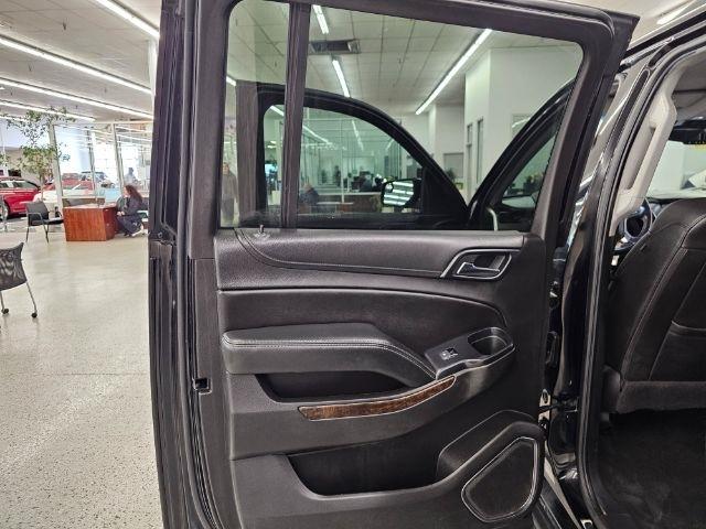 Chevrolet Suburban 4WD 4dr 1500 LT 2018