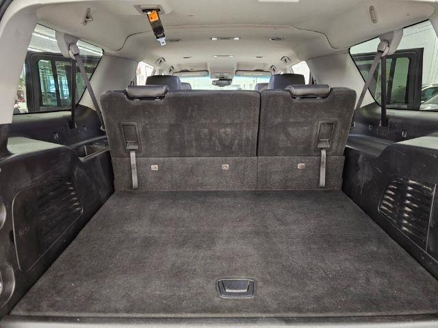Chevrolet Suburban 4WD 4dr 1500 LT 2018