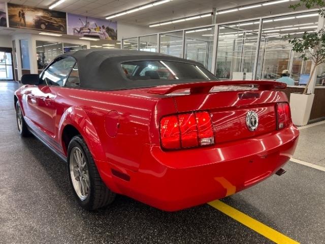 Ford Mustang 2dr Conv Premium 2005