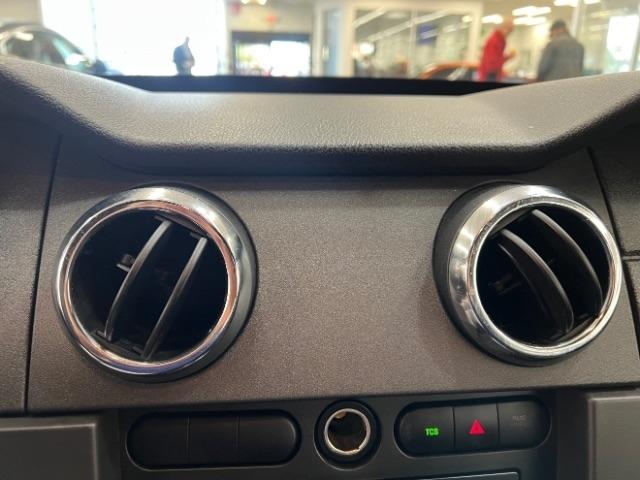 Ford Mustang 2dr Conv Premium 2005