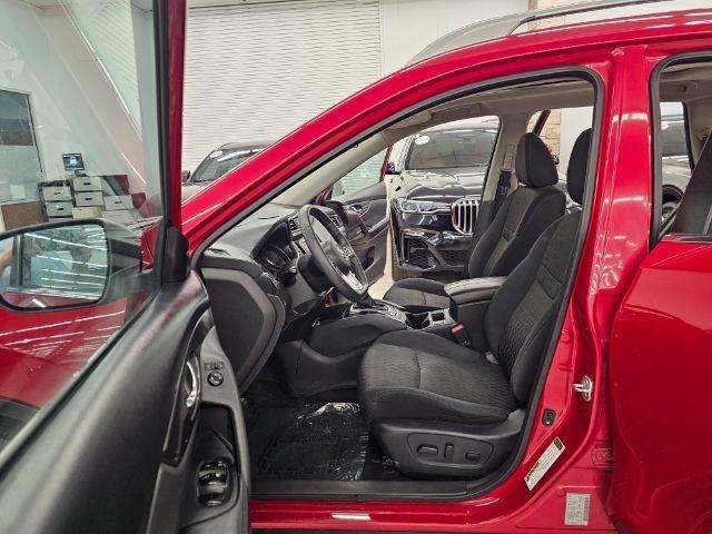 Nissan Rogue AWD SV 2017