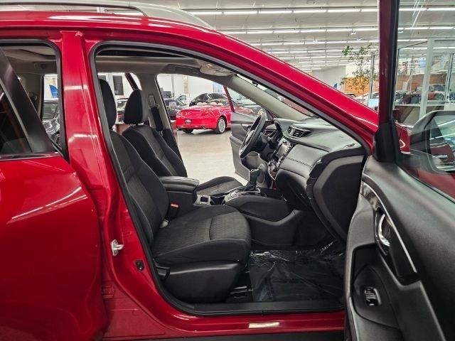 Nissan Rogue AWD SV 2017