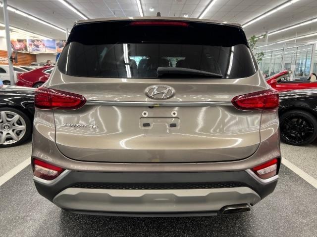 Hyundai Santa Fe SEL 2.4L Auto FWD 2019