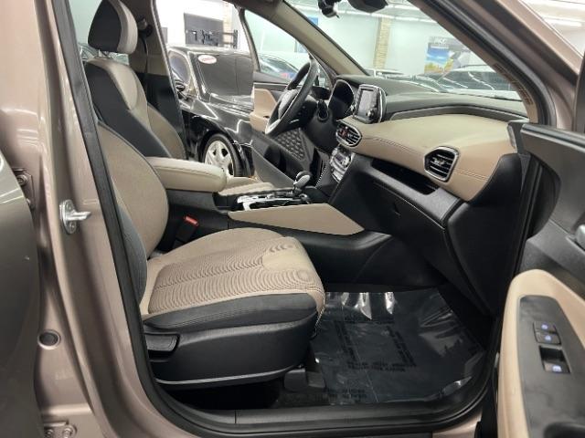 Hyundai Santa Fe SEL 2.4L Auto FWD 2019