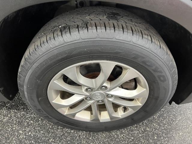 Hyundai Santa Fe SEL 2.4L Auto FWD 2019
