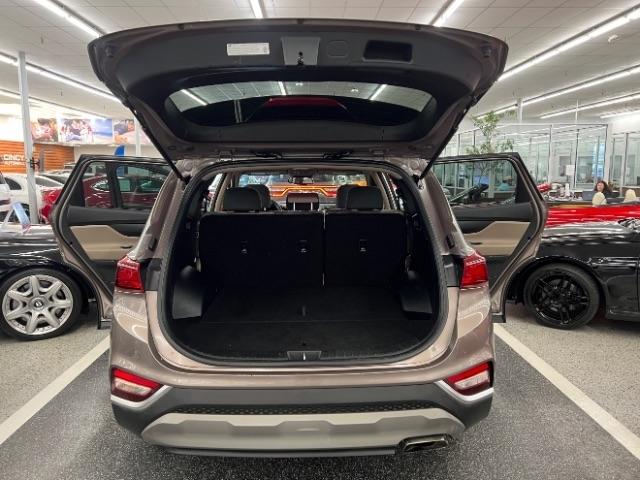 Hyundai Santa Fe SEL 2.4L Auto FWD 2019