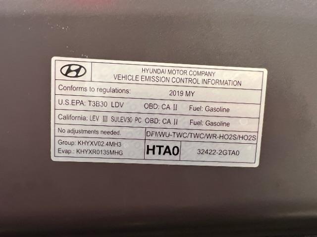 Hyundai Santa Fe SEL 2.4L Auto FWD 2019