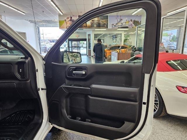 Chevrolet Silverado 1500 2WD Reg Cab 126" Work Truck 2023