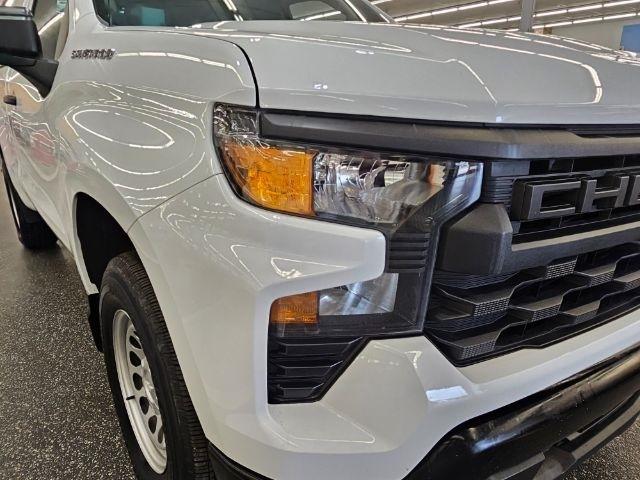 Chevrolet Silverado 1500 2WD Reg Cab 126" Work Truck 2023