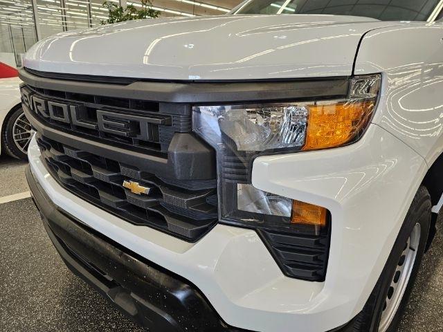 Chevrolet Silverado 1500 2WD Reg Cab 126" Work Truck 2023