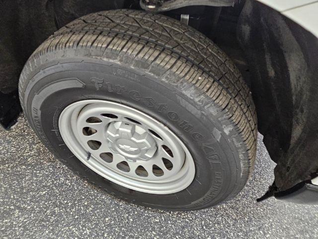 Chevrolet Silverado 1500 2WD Reg Cab 126" Work Truck 2023