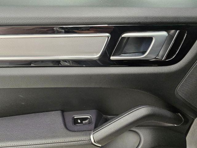Porsche Cayenne AWD 2019