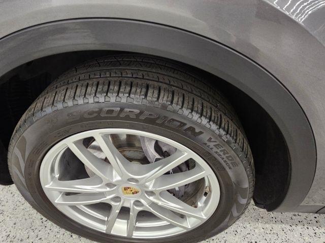 Porsche Cayenne AWD 2019