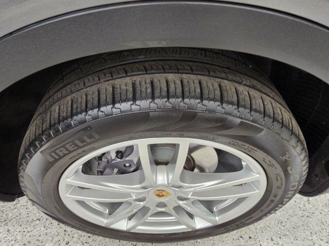 Porsche Cayenne AWD 2019