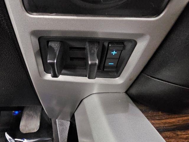 Ford F-150 4WD SuperCrew 145" King Ranch 2016