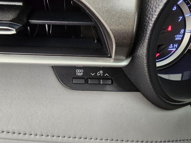 Toyota Highlander L AWD (Natl) 2021