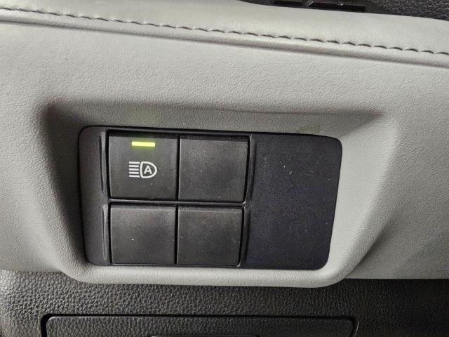 Toyota Highlander L AWD (Natl) 2021