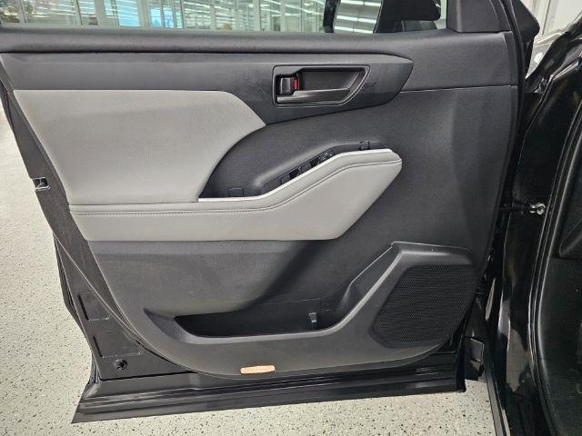 Toyota Highlander L AWD (Natl) 2021