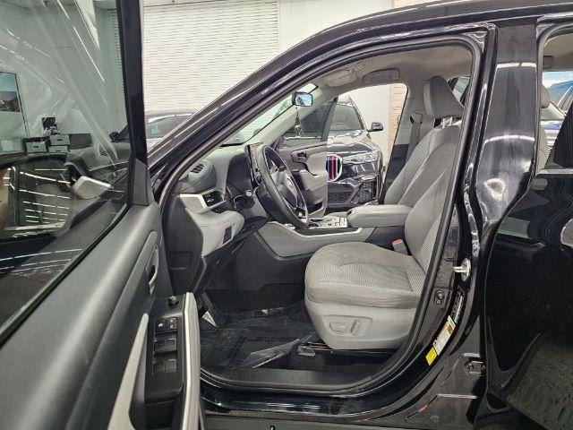 Toyota Highlander L AWD (Natl) 2021