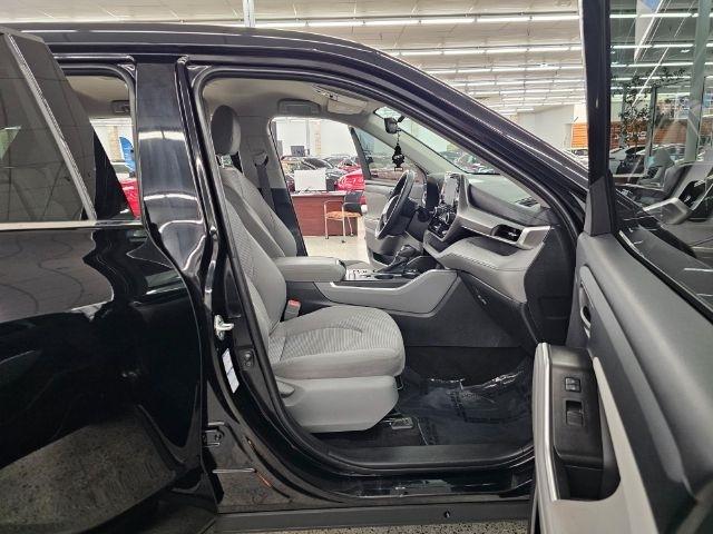 Toyota Highlander L AWD (Natl) 2021