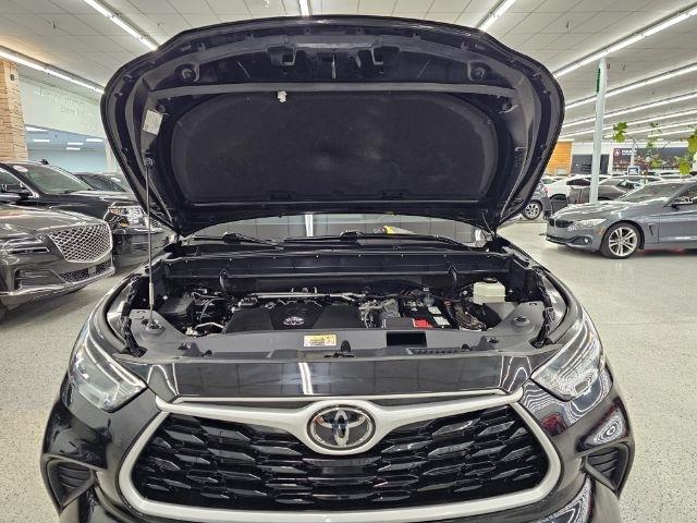 Toyota Highlander L AWD (Natl) 2021