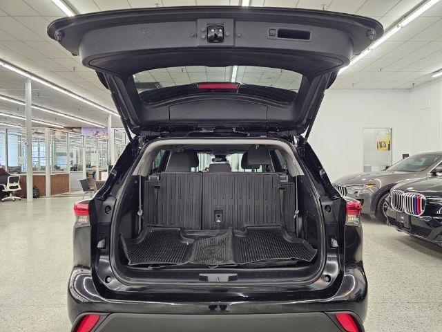 Toyota Highlander L AWD (Natl) 2021