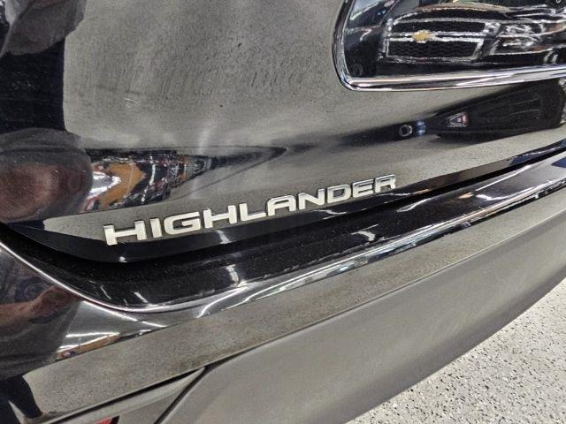 Toyota Highlander L AWD (Natl) 2021