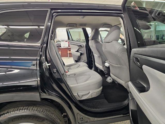 Toyota Highlander Platinum FWD (Natl) 2023