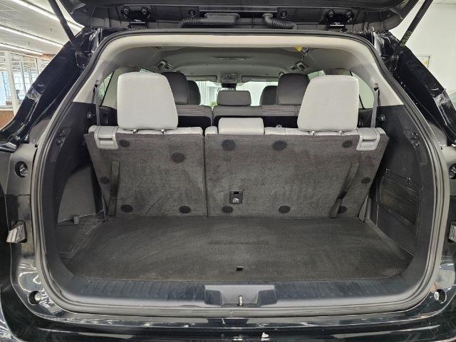 Toyota Highlander Platinum FWD (Natl) 2023