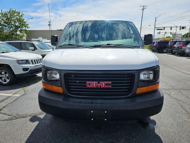 GMC Savana Cargo Van RWD 2500 135" 2014