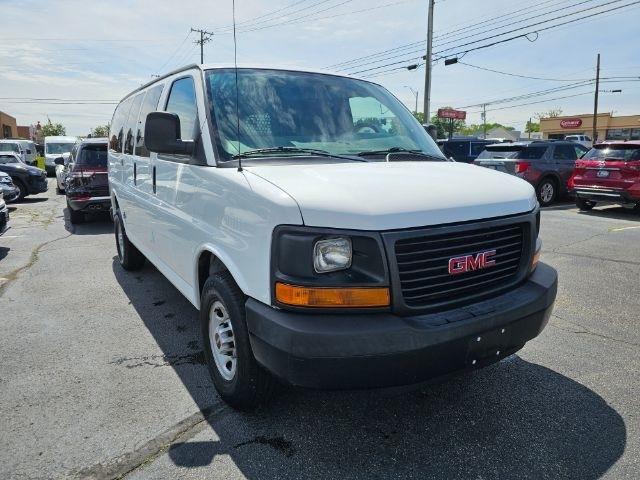 GMC Savana Cargo Van RWD 2500 135" 2014