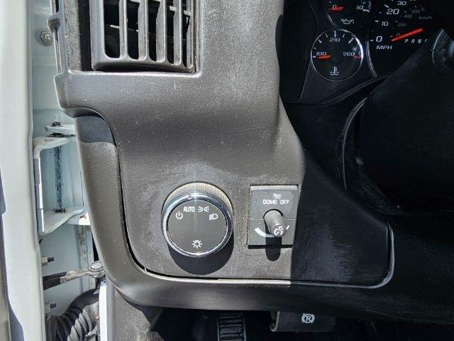 GMC Savana Cargo Van RWD 2500 135" 2014