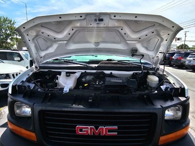 GMC Savana Cargo Van RWD 2500 135" 2014