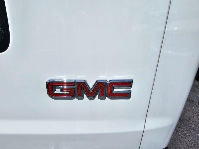 GMC Savana Cargo Van RWD 2500 135" 2014