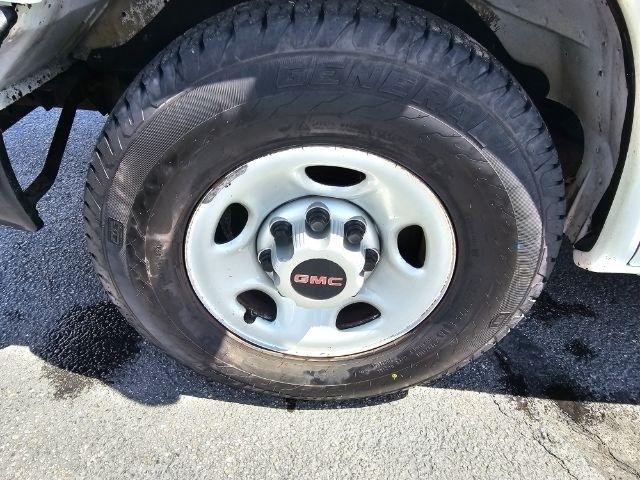 GMC Savana Cargo Van RWD 2500 135" 2014