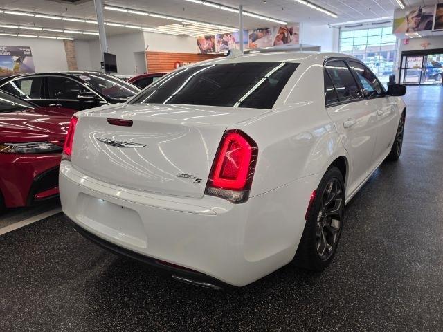 Chrysler 300 300S RWD 2017